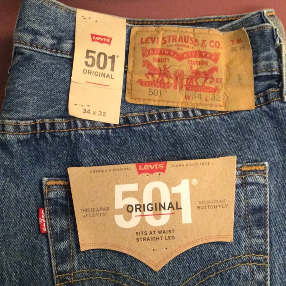 Levis 501 jeans mens size 34x32 NWT
